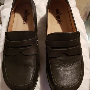 Women's Alegria Penny Loafer